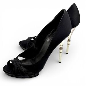 Gucci Debra Black Satin Peep Toe Silver Bamboo Heel Pumps 37.5 Made in Italy